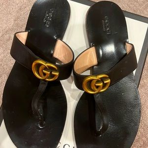 Gucci thong sandals